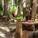 Life House-semkovo Lodge *