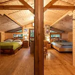 Lodge Life House-semkovo